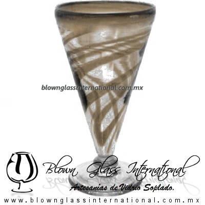 Copa Cónica Cervecera Hilo Jalado y Borde de color Chocolate (pie cristal), Artesanías de Vidrio Soplado - Blown Glass Cup Handmade Copa Cónica Cervecera Hilo Jalado y Borde de color Chocolate (pie cristal), Artesanías de Vidrio Soplado - Blown Glass Cup Handmade