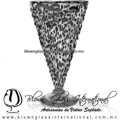 Copa Cónica Cervecera Granizado de color Negro (pie cristal), Artesanías de Vidrio Soplado - Blown Glass Cup Handmade Copa Cónica Cervecera Granizado de color Negro (pie cristal), Artesanías de Vidrio Soplado - Blown Glass Cup Handmade
