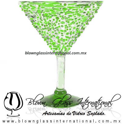 Copa Martini Granizado y Pie de Color Verde Lima, Light Green, Artesanías de Vidrio Soplado - Blown Glass Copa Martini Granizado y Pie de Color Verde Lima, Light Green, Artesanías de Vidrio Soplado - Blown Glass