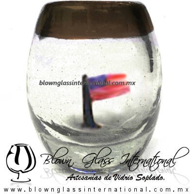 Tequilero barril con Bandera y Borde de color, Fábrica de Vidrio Soplado Artesanal, made in México - Blown Glass Factory Store Tonala, Handcraft, Handmade. Tequilero barril con Bandera y Borde de color, Fábrica de Vidrio Soplado Artesanal, made in México - Blown Glass Factory Store Tonala, Handcraft, Handmade.