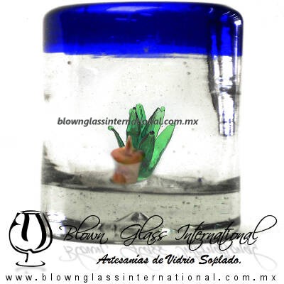 Tequilero Cilíndrico con Agave-Rancherito y Borde de Color Azul Cobalto. Fábrica de Vidrio Soplado Artesanal, made in México - Blown Glass Factory Store Tonala, Handcraft, Handmade.