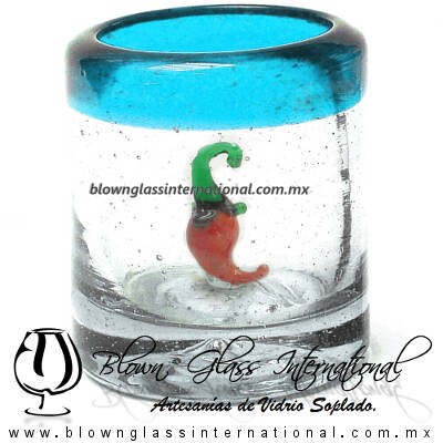 Tequilero Cilíndrico con Chile y Borde de Color Azul Aguamarina, Fábrica de Vidrio Soplado Artesanal, made in México - Blown Glass Factory Store Tonala, Handcraft, Handmade.