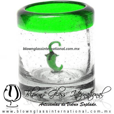 Tequilero Cilíndrico con Chile y Borde de Color Verde Jade, Fábrica de Vidrio Soplado Artesanal, made in México - Blown Glass Factory Store Tonala, Handcraft, Handmade.