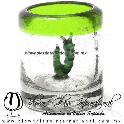 Tequilero Cilíndrico con Gusanito y Borde de Color Verde Lima, Fábrica de Vidrio Soplado Artesanal, made in México - Blown Glass Factory Store Tonala, Handcraft, Handmade.
