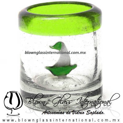 Tequilero Cilíndrico con Barco Velero y Borde de Color Verde Lima, Fábrica de Vidrio Soplado Artesanal, made in México - Blown Glass Factory Store Tonala, Handcraft, Handmade. Tequilero Cilíndrico con Barco Velero y Borde de Color Verde Lima, Fábrica de Vidrio Soplado Artesanal, made in México - Blown Glass Factory Store Tonala, Handcraft, Handmade.