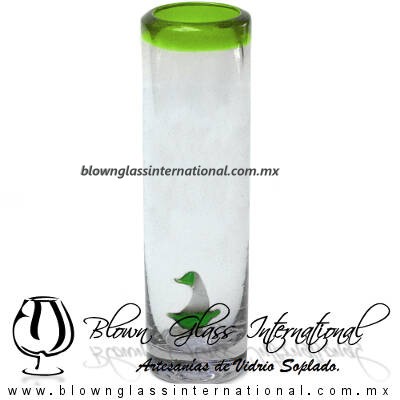 Tequilero Cilíndrico con Barco Velero y Borde de Color Verde Lima, Fábrica de Vidrio Soplado Artesanal, made in México - Blown Glass Factory Store Tonala, Handcraft, Handmade. Tequilero Cilíndrico con Barco Velero y Borde de Color Verde Lima, Fábrica de Vidrio Soplado Artesanal, made in México - Blown Glass Factory Store Tonala, Handcraft, Handmade.