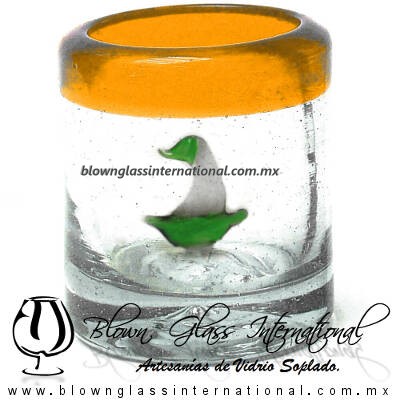 Tequilero Cilíndrico con Barco Velero y Borde de Color Naranja, Fábrica de Vidrio Soplado Artesanal, made in México - Blown Glass Factory Store Tonala, Handcraft, Handmade. Tequilero Cilíndrico con Barco Velero y Borde de Color Naranja, Fábrica de Vidrio Soplado Artesanal, made in México - Blown Glass Factory Store Tonala, Handcraft, Handmade.