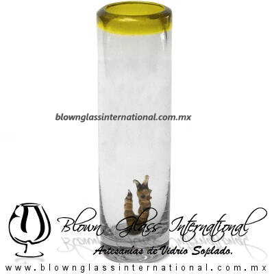 Tequilero Cilíndrico con Gusanito y Borde de Color Amarillo, Fábrica de Vidrio Soplado Artesanal, made in México - Blown Glass Factory Store Tonala, Handcraft, Handmade.