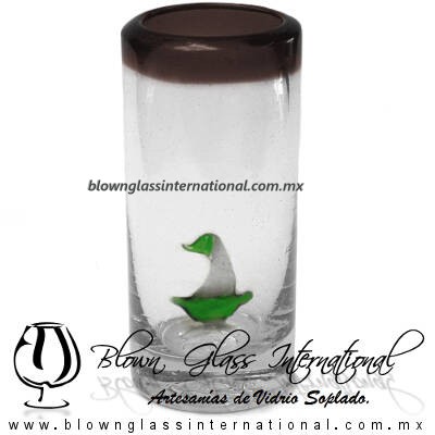 Tequilero Cilíndrico con Barco Velero y Borde de Color Chocolate, Fábrica de Vidrio Soplado Artesanal, made in México - Blown Glass Factory Store Tonala, Handcraft, Handmade. Tequilero Cilíndrico con Barco Velero y Borde de Color Chocolate, Fábrica de Vidrio Soplado Artesanal, made in México - Blown Glass Factory Store Tonala, Handcraft, Handmade.