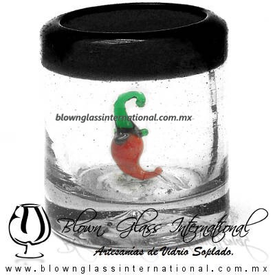 Tequilero Cilíndrico con Chile y Borde de Color Negro, Fábrica de Vidrio Soplado Artesanal, made in México - Blown Glass Factory Store Tonala, Handcraft, Handmade.