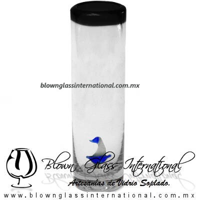 Tequilero Cilíndrico con Barco Velero y Borde de Color Negro, Fábrica de Vidrio Soplado Artesanal, made in México - Blown Glass Factory Store Tonala, Handcraft, Handmade. Tequilero Cilíndrico con Barco Velero y Borde de Color Negro, Fábrica de Vidrio Soplado Artesanal, made in México - Blown Glass Factory Store Tonala, Handcraft, Handmade.