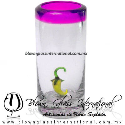 Tequilero Cilíndrico con Chile y Borde de Color Pintado Rosa Mexicano Fucsia Fiusha, Fábrica de Vidrio Soplado Artesanal, made in México - Blown Glass Factory Store Tonala, Handcraft, Handmade.