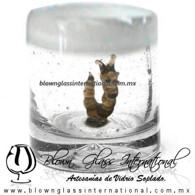 Tequilero Cilíndrico con Gusanito y Borde de Color Blanco Opalino, Fábrica de Vidrio Soplado Artesanal, made in México - Blown Glass Factory Store Tonala, Handcraft, Handmade.