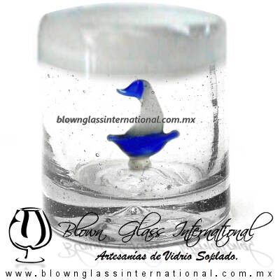 Tequilero Cilíndrico con Barco Velero y Borde de Color Blanco opalino, Fábrica de Vidrio Soplado Artesanal, made in México - Blown Glass Factory Store Tonala, Handcraft, Handmade. Tequilero Cilíndrico con Barco Velero y Borde de Color Blanco opalino, Fábrica de Vidrio Soplado Artesanal, made in México - Blown Glass Factory Store Tonala, Handcraft, Handmade.