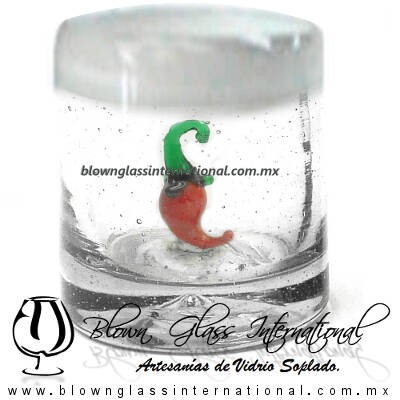 Tequilero Cilíndrico con Chile y Borde de Color Blanco Opalino, Fábrica de Vidrio Soplado Artesanal, made in México - Blown Glass Factory Store Tonala, Handcraft, Handmade.