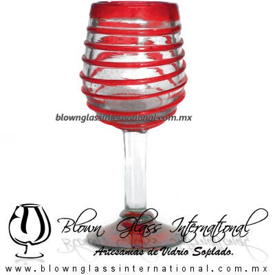 Copa Vino Borde Espiral y Pie de Color Rojo, Fábrica de Vidrio Soplado Artesanal, made in México - Blown Glass Factory Store Tonala, Handcraft, Handmade. Copa Vino Borde Espiral y Pie de Color Rojo, Fábrica de Vidrio Soplado Artesanal, made in México - Blown Glass Factory Store Tonala, Handcraft, Handmade.