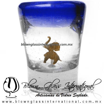 Tequilero Cónico con Elefante y borde Azul Cobalto . Fábrica de Vidrio Soplado Artesanal, made in México - Blown Glass Factory Store Tonala, Handcraft, Handmade.