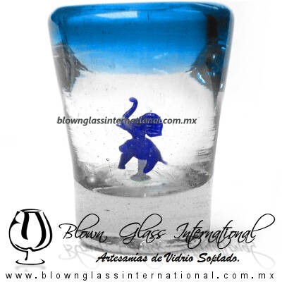 Tequilero Cónico con Elefante y borde Aguamarina (Aqua) . Fábrica de Vidrio Soplado Artesanal, made in México - Blown Glass Factory Store Tonala, Handcraft, Handmade.