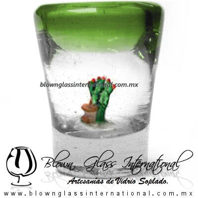 Tequilero Cónico con Nopal-Rancherito y Borde de Color Verde Lima. Fábrica de Vidrio Soplado Artesanal, made in México - Blown Glass Factory Store Tonala, Handcraft, Handmade.