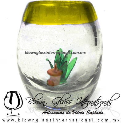 Tequilero Barril con Agave-Rancherito y Borde de Color Amarillo. Fábrica de Vidrio Soplado Artesanal, made in México - Blown Glass Factory Store Tonala, Handcraft, Handmade. Tequilero Barril con Agave-Rancherito y Borde de Color Amarillo. Fábrica de Vidrio Soplado Artesanal, made in México - Blown Glass Factory Store Tonala, Handcraft, Handmade.