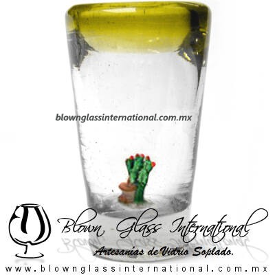 Tequilero Cónico con Nopal-Rancherito y Borde de Color Amarillo. Fábrica de Vidrio Soplado Artesanal, made in México - Blown Glass Factory Store Tonala, Handcraft, Handmade.