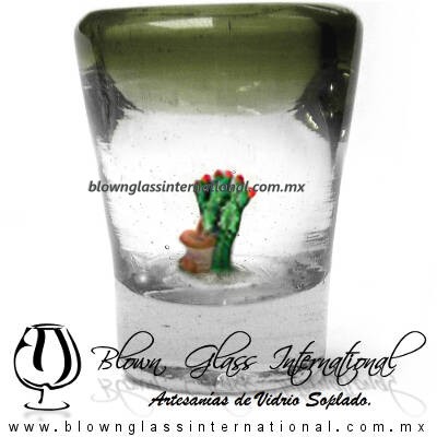Tequilero Cónico con Nopal-Rancherito y Borde de Color Verde Olivo. Fábrica de Vidrio Soplado Artesanal, made in México - Blown Glass Factory Store Tonala, Handcraft, Handmade.