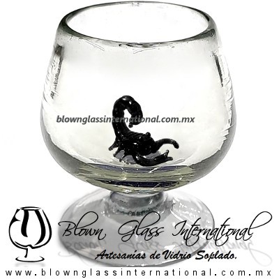 Copa Coñac Cristal Artesanal Con Figura de Escorpión Negro - Imagen 1
